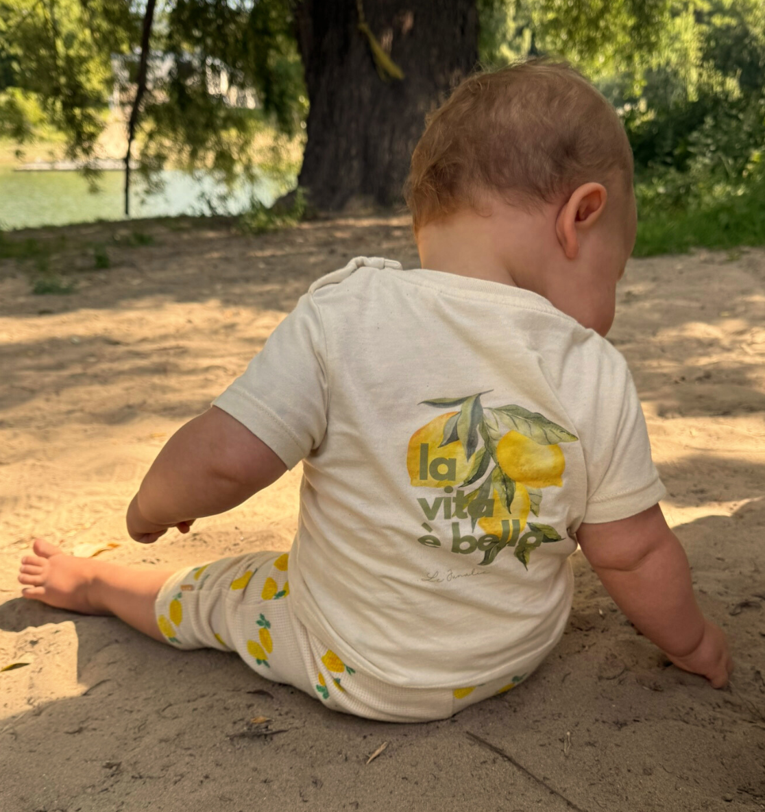 la vita è bella no. 1 - Organic Baby Shirt